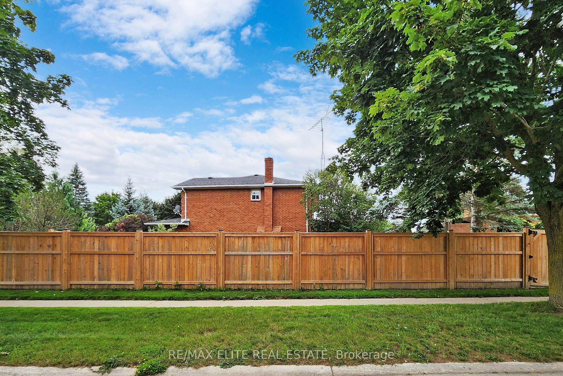 80 Findlay Ave