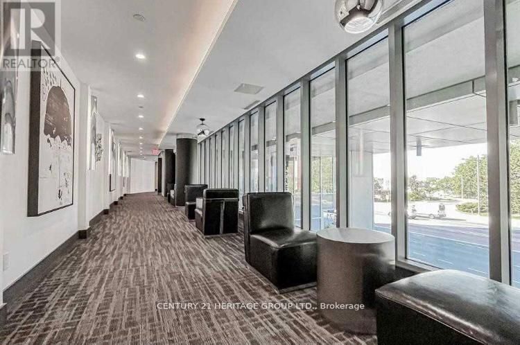 9471 Yonge Street, #213