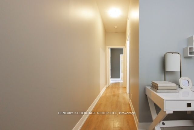9471 Yonge Street, #213