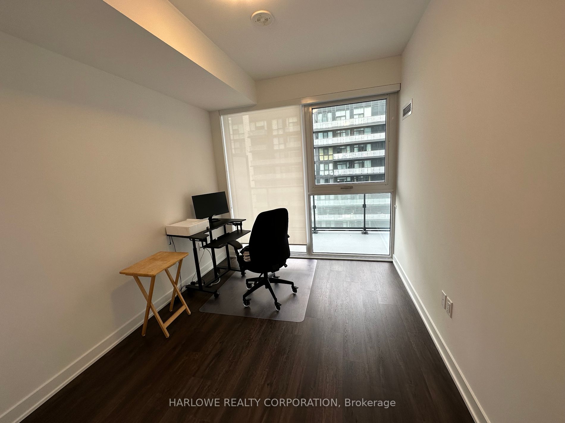 95 Oneida Cres, #1705