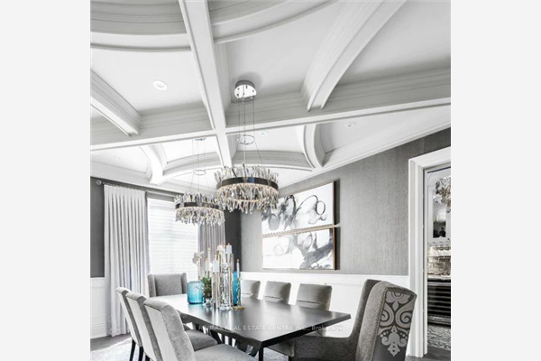 170 Pippin Rd, Vaughan