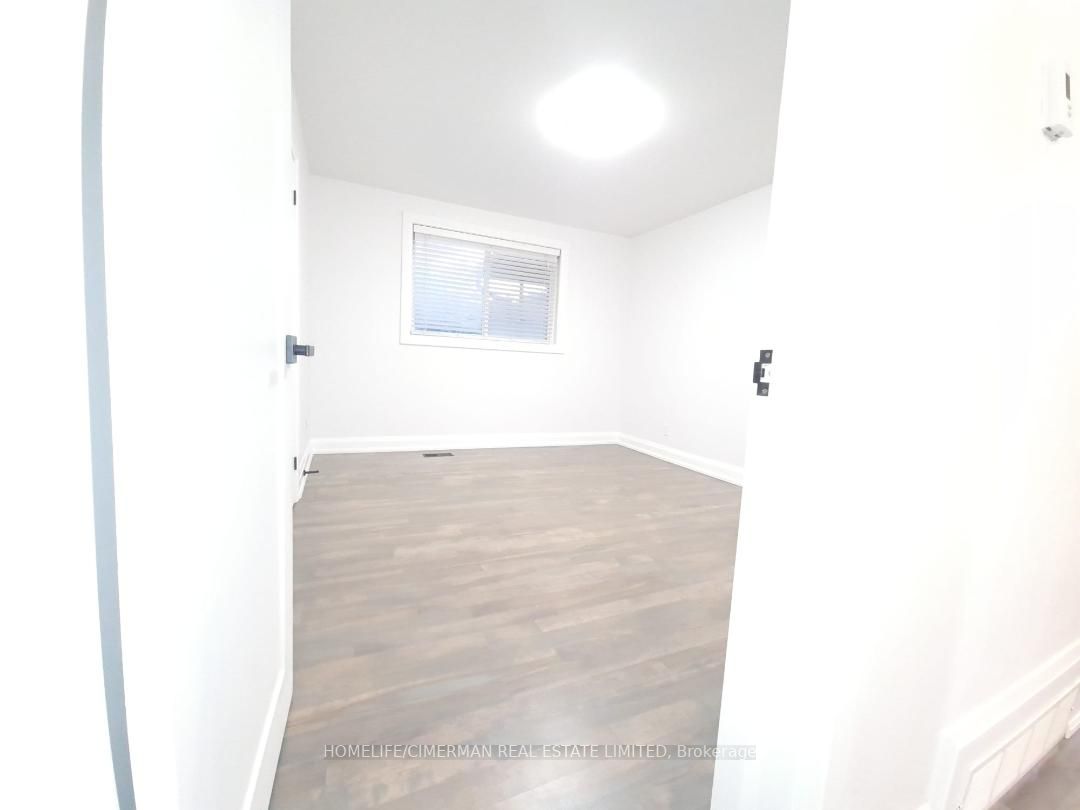 217 Maplegrove Ave