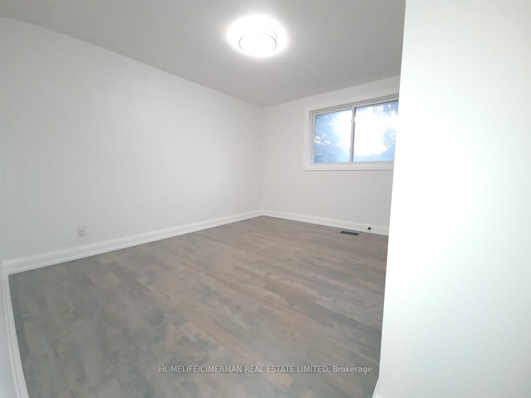 217 Maplegrove Ave
