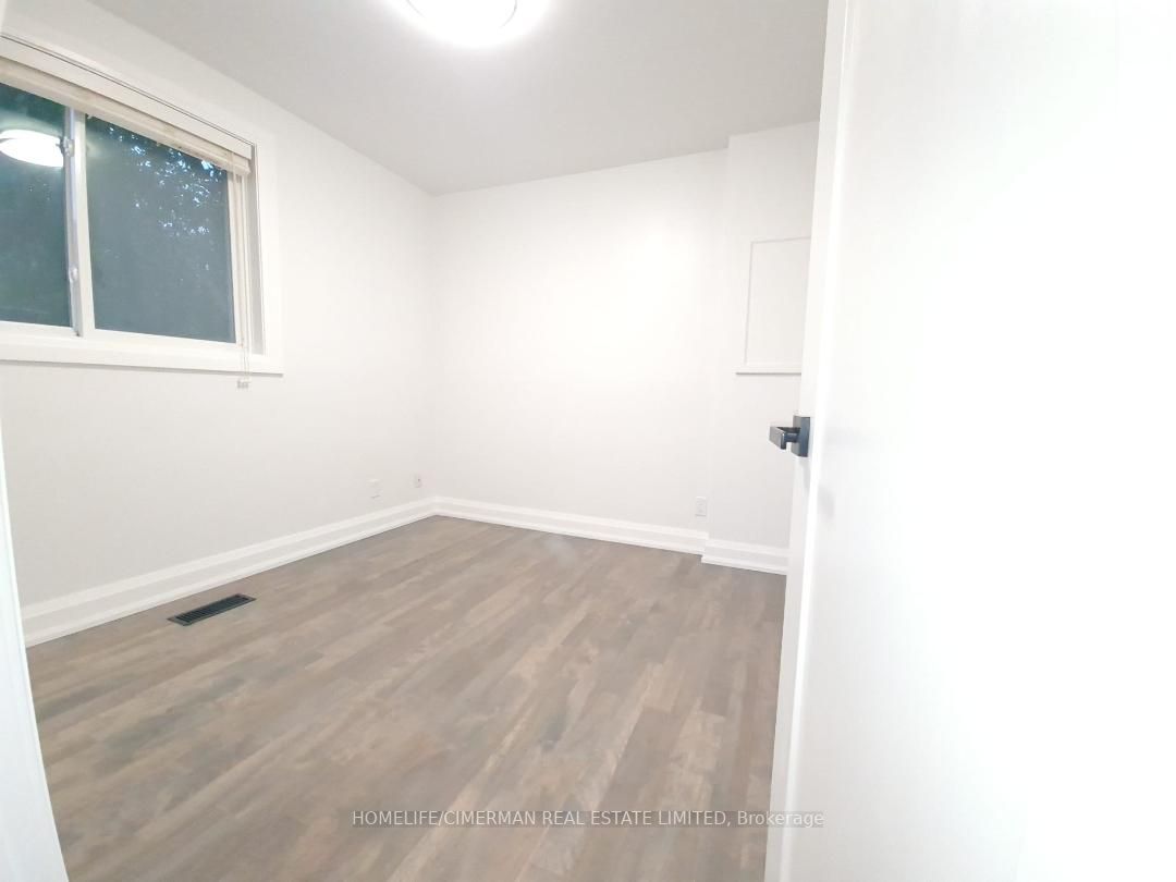 217 Maplegrove Ave