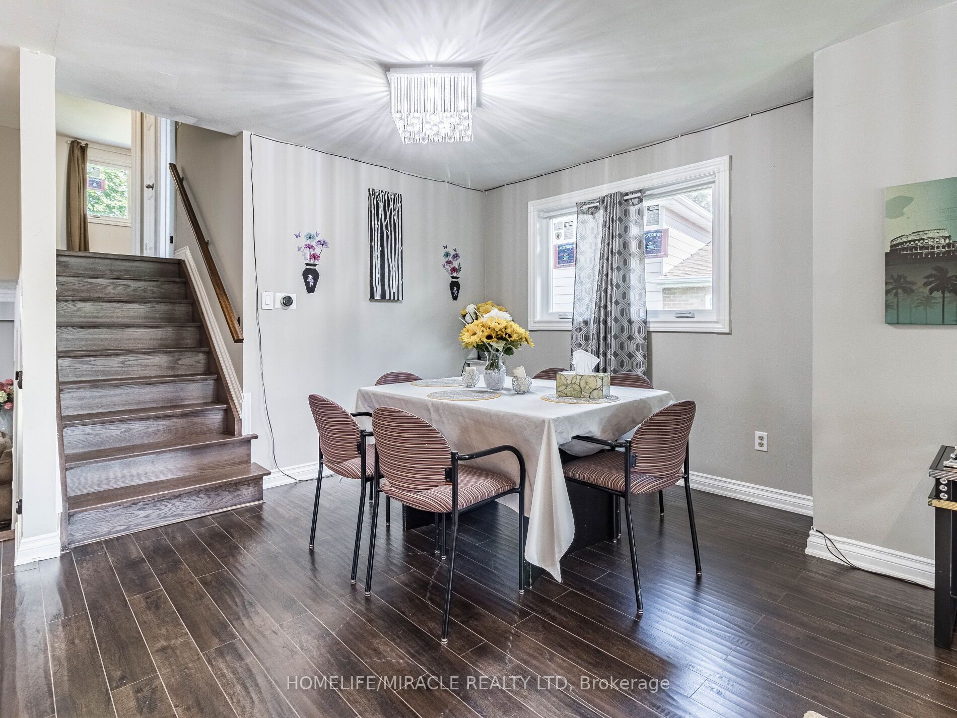 77 Lee Avenue