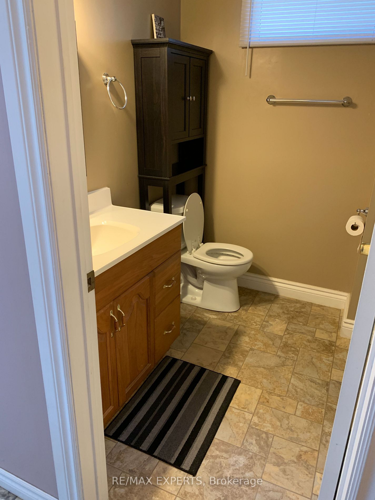 102 Zima Crescent
