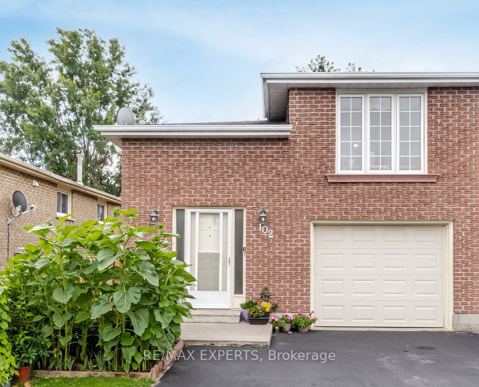 102 Zima Crescent
