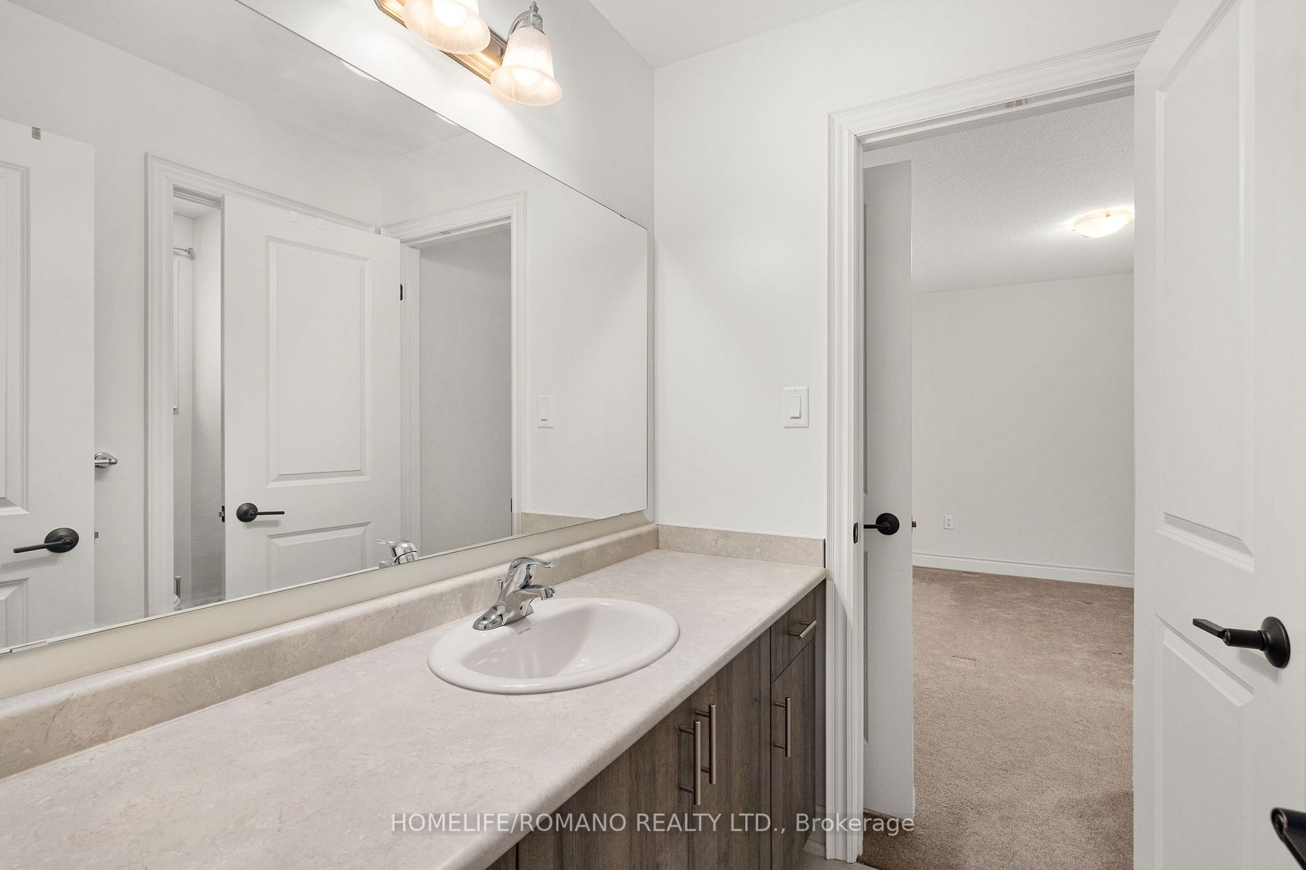 833 Langford Blvd