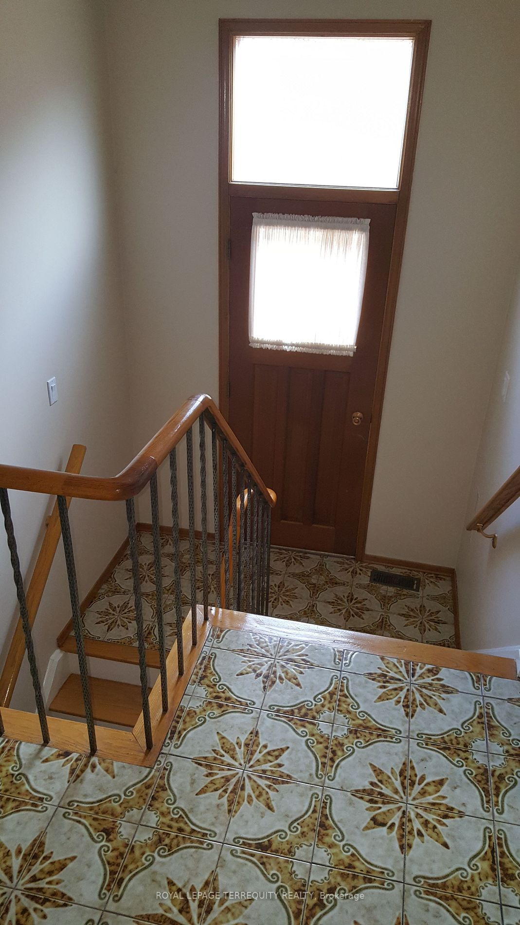 84 Aberdeen Ave