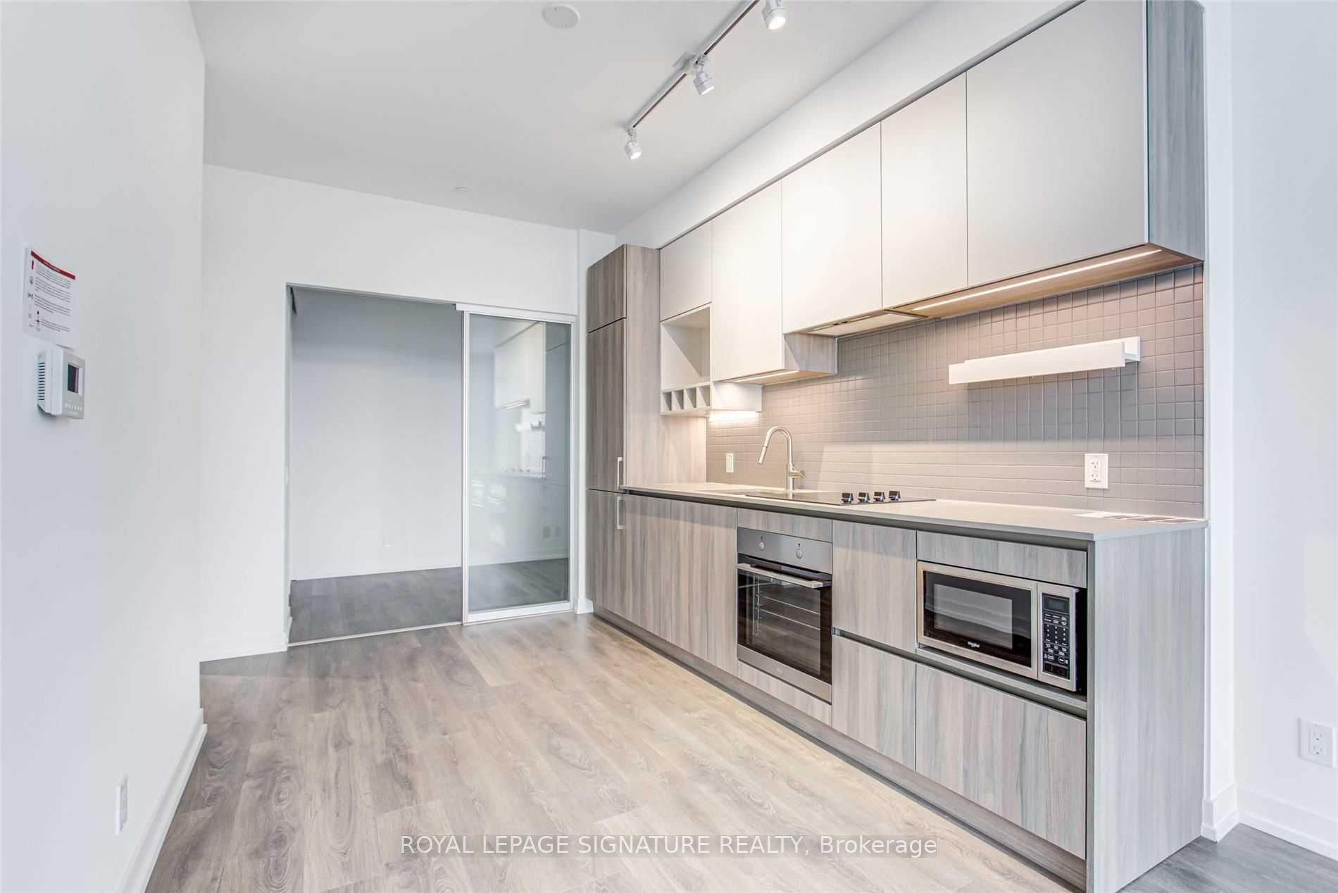 950 Portage Parkway, #3207