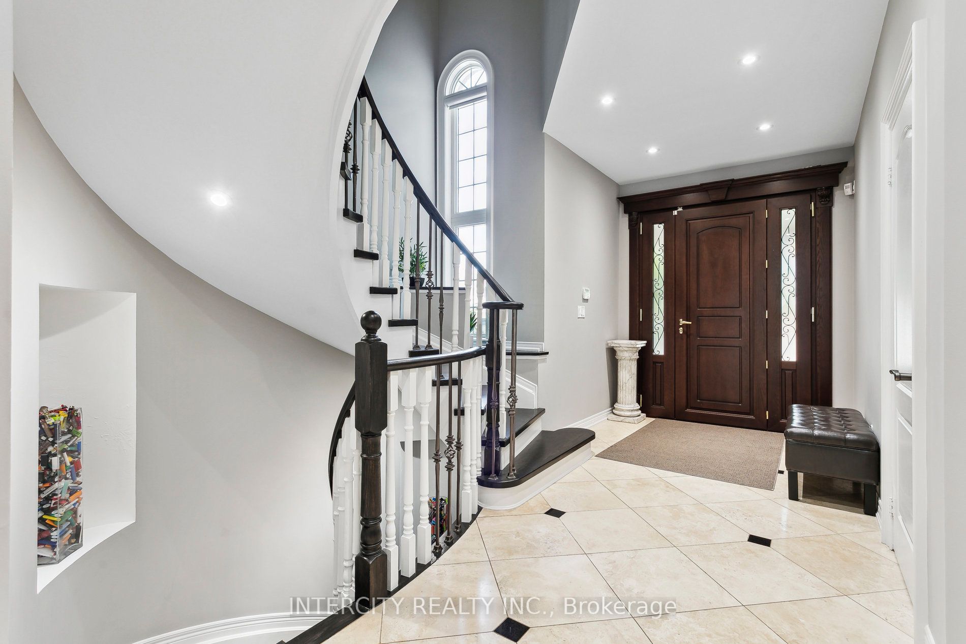 143 Monterey Rd
