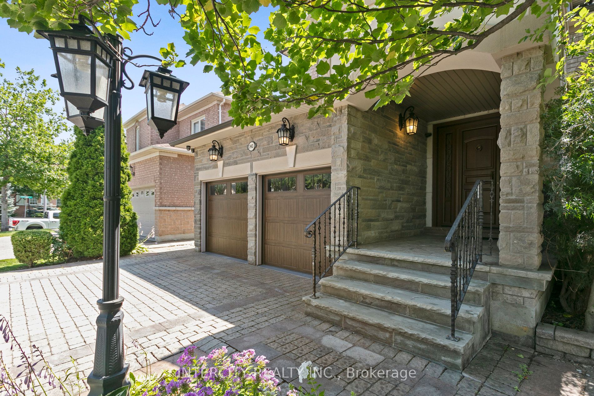 143 Monterey Rd