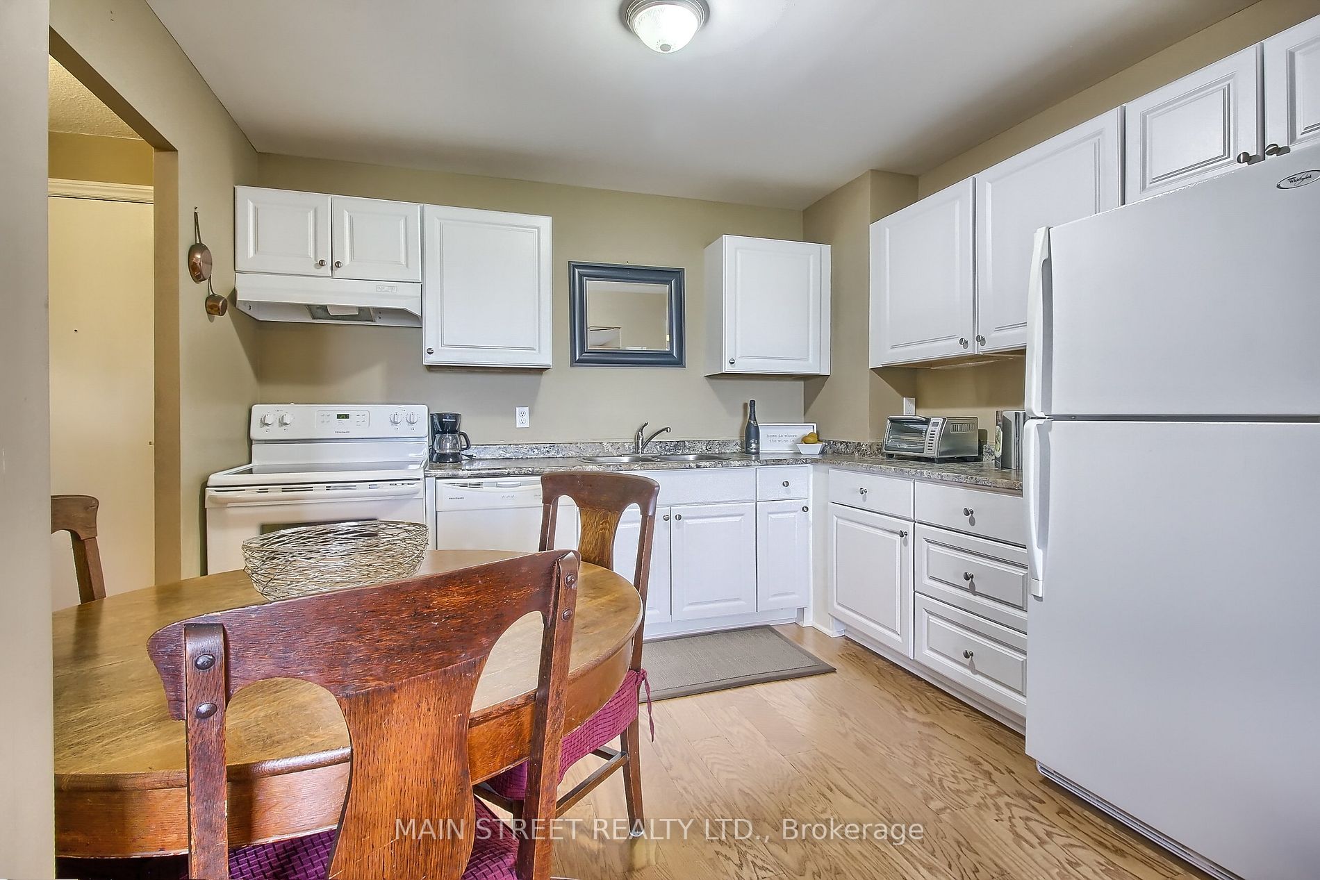 Listing N6709310 - Large Photo # 4