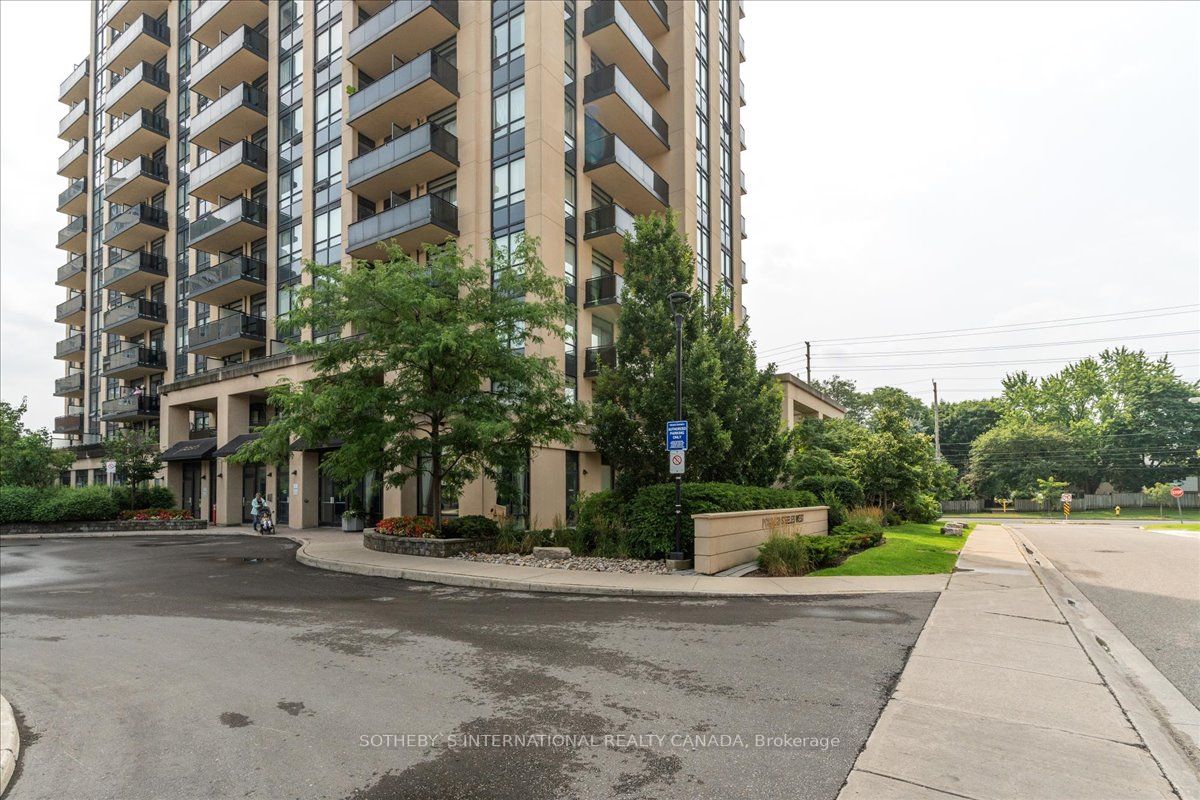 520 Steeles Ave, #514