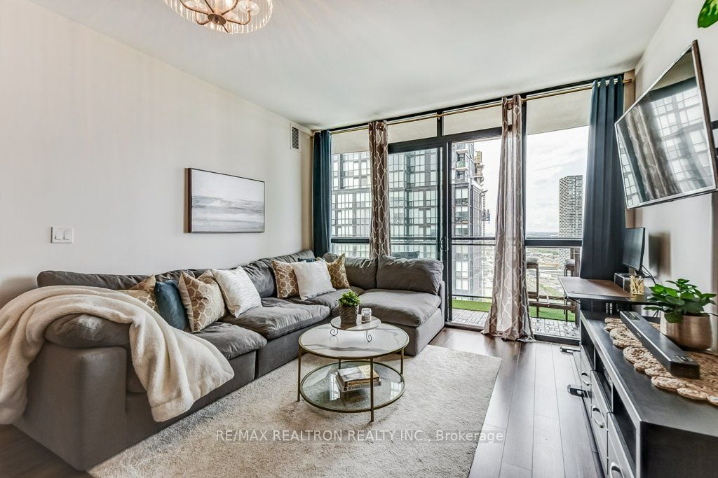 2900 Highway No. 7, #2305