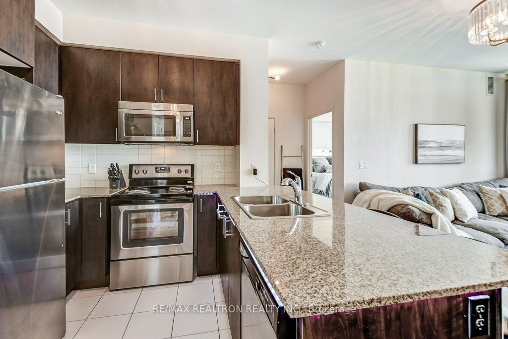 2900 Highway No. 7, #2305