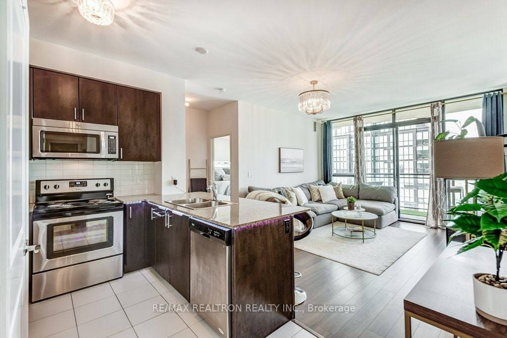 2900 Highway No. 7, #2305