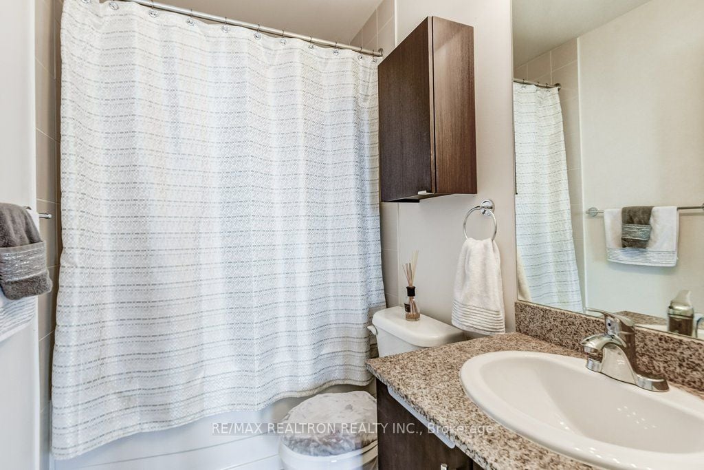 2900 Highway No. 7, #2305