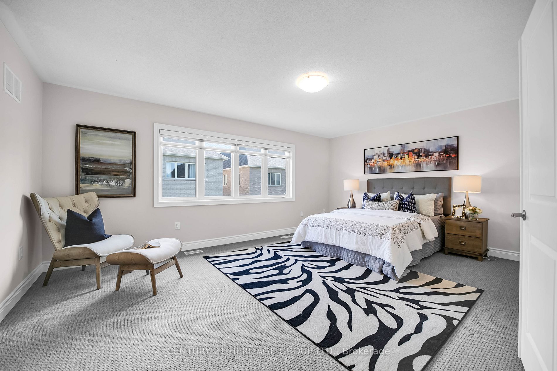 5 Hitching Post Road