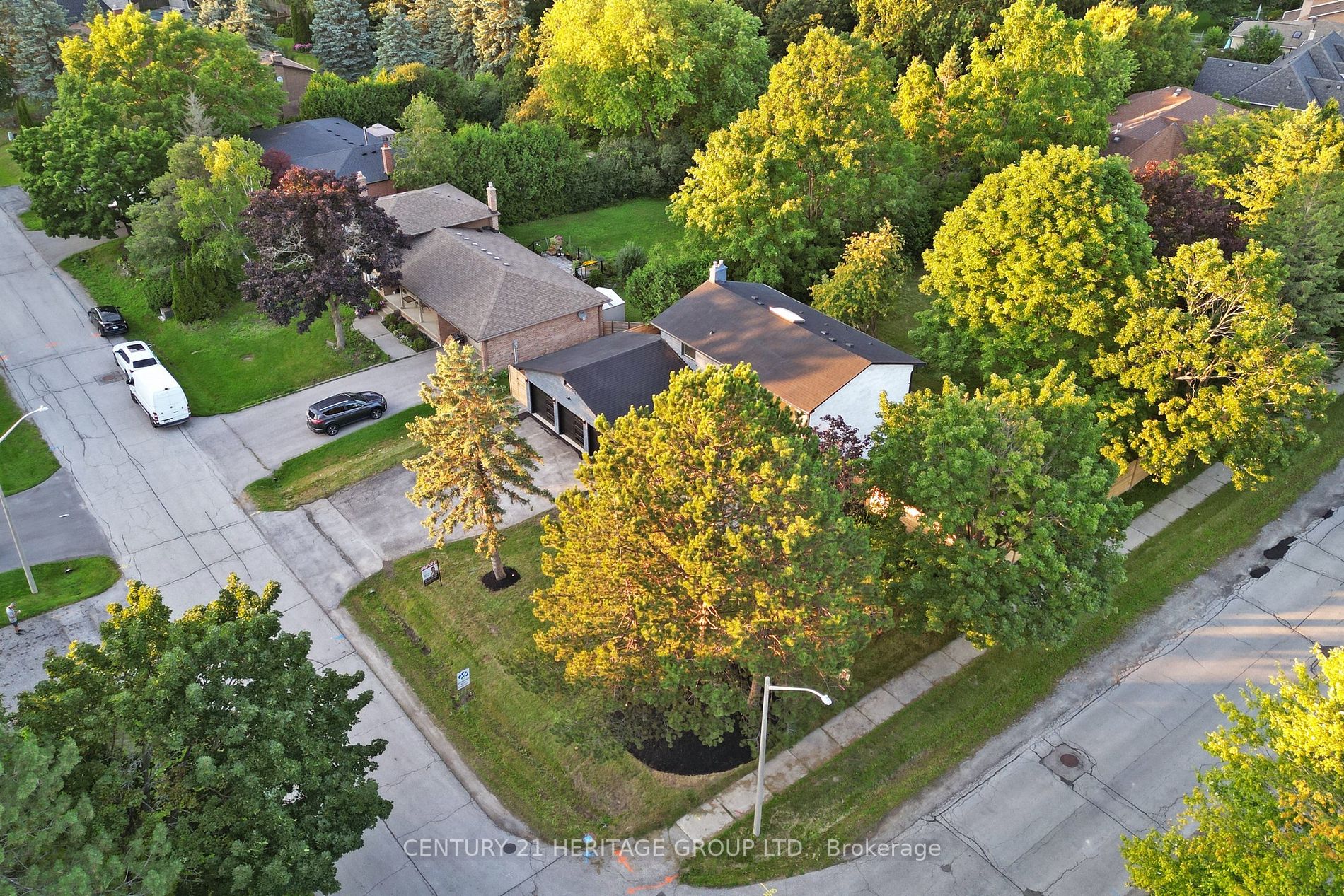 1 Rosegarden Cres
