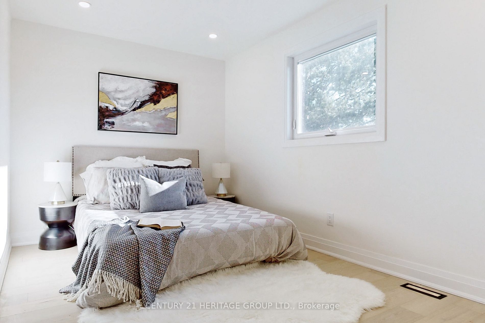 1 Rosegarden Cres