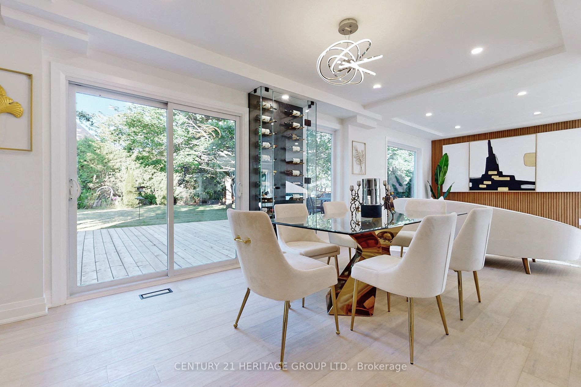 1 Rosegarden Cres