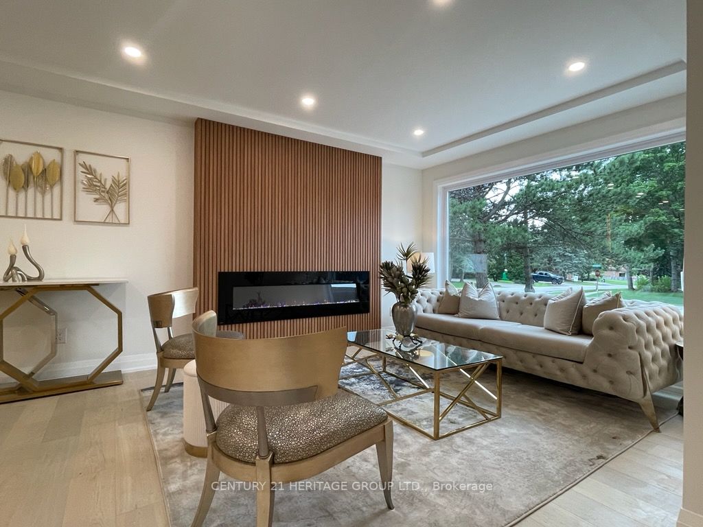 1 Rosegarden Cres