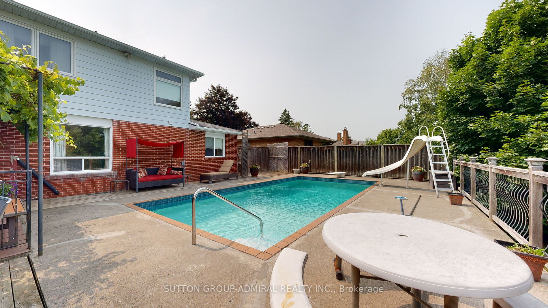 21 Burton Grve
