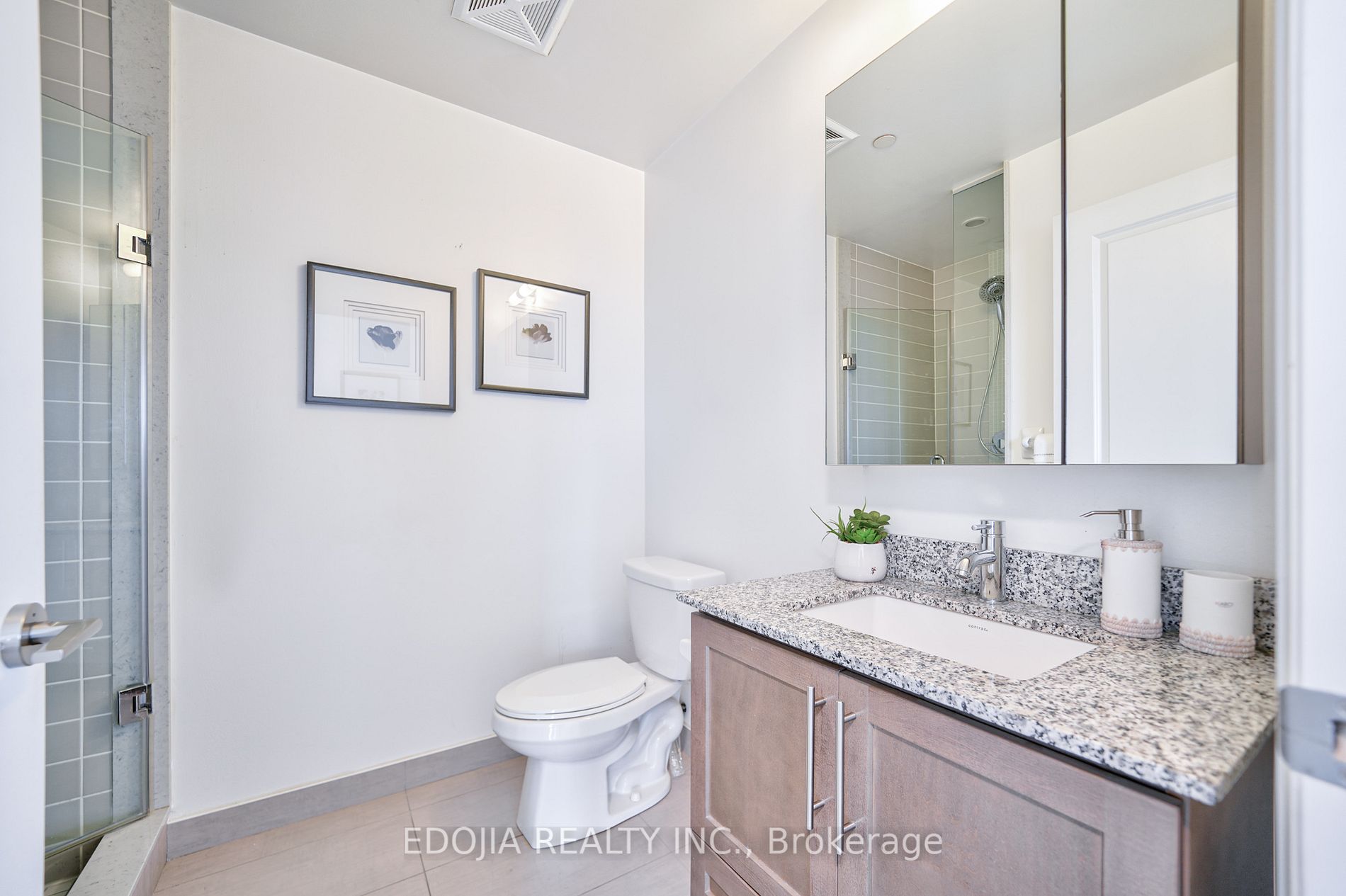55 Oneida Cres, #Lph04