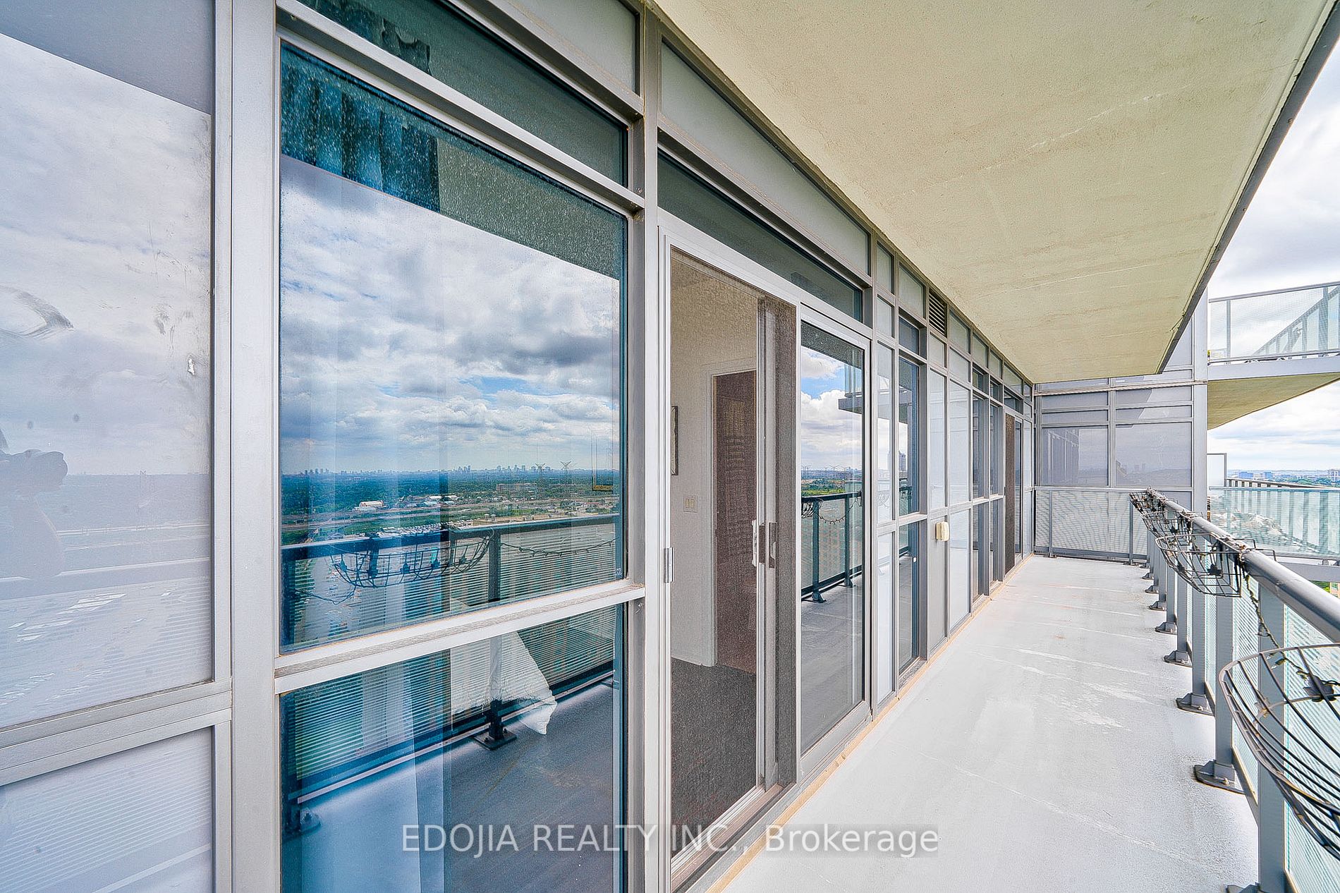55 Oneida Cres, #Lph04