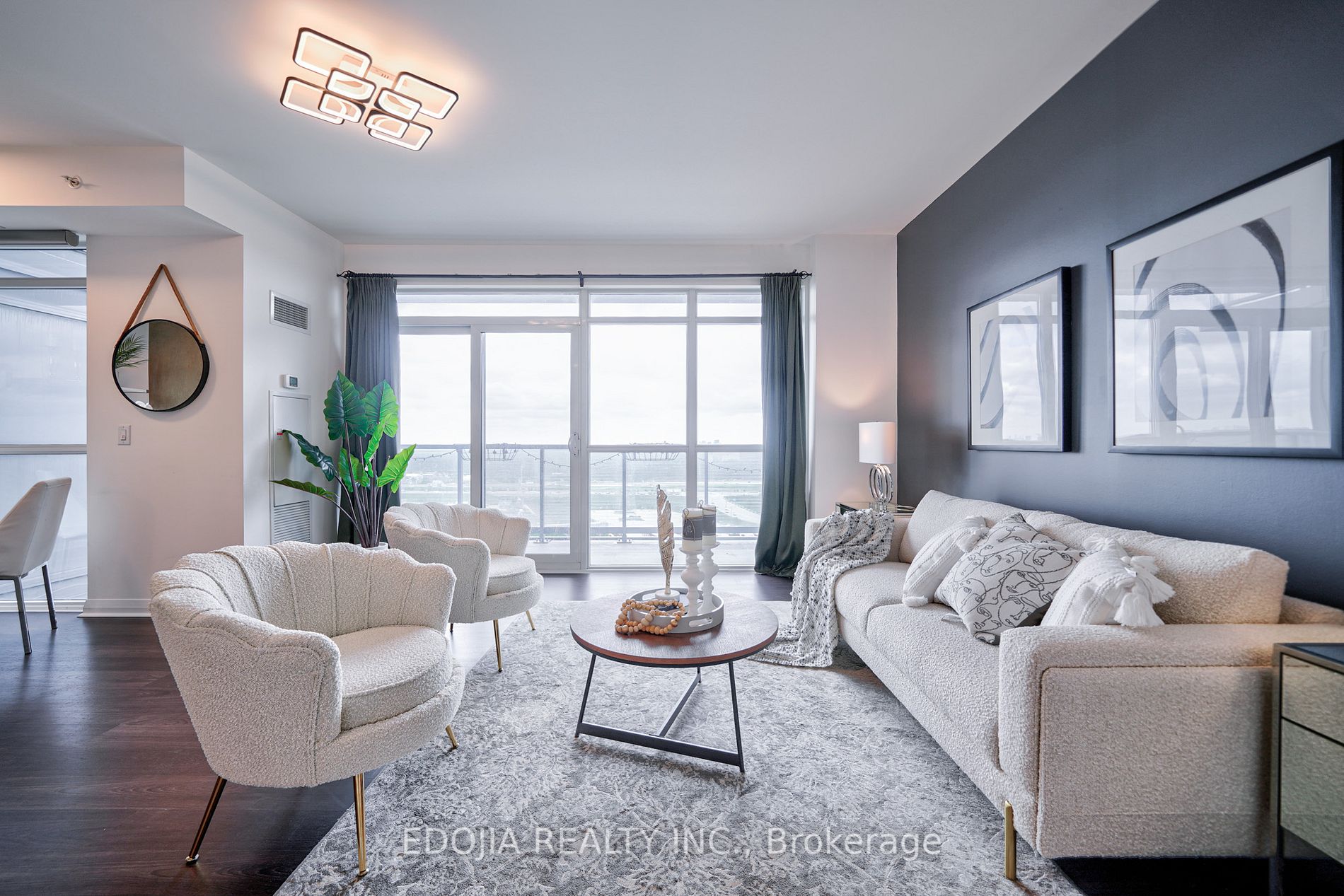 55 Oneida Cres, #Lph04