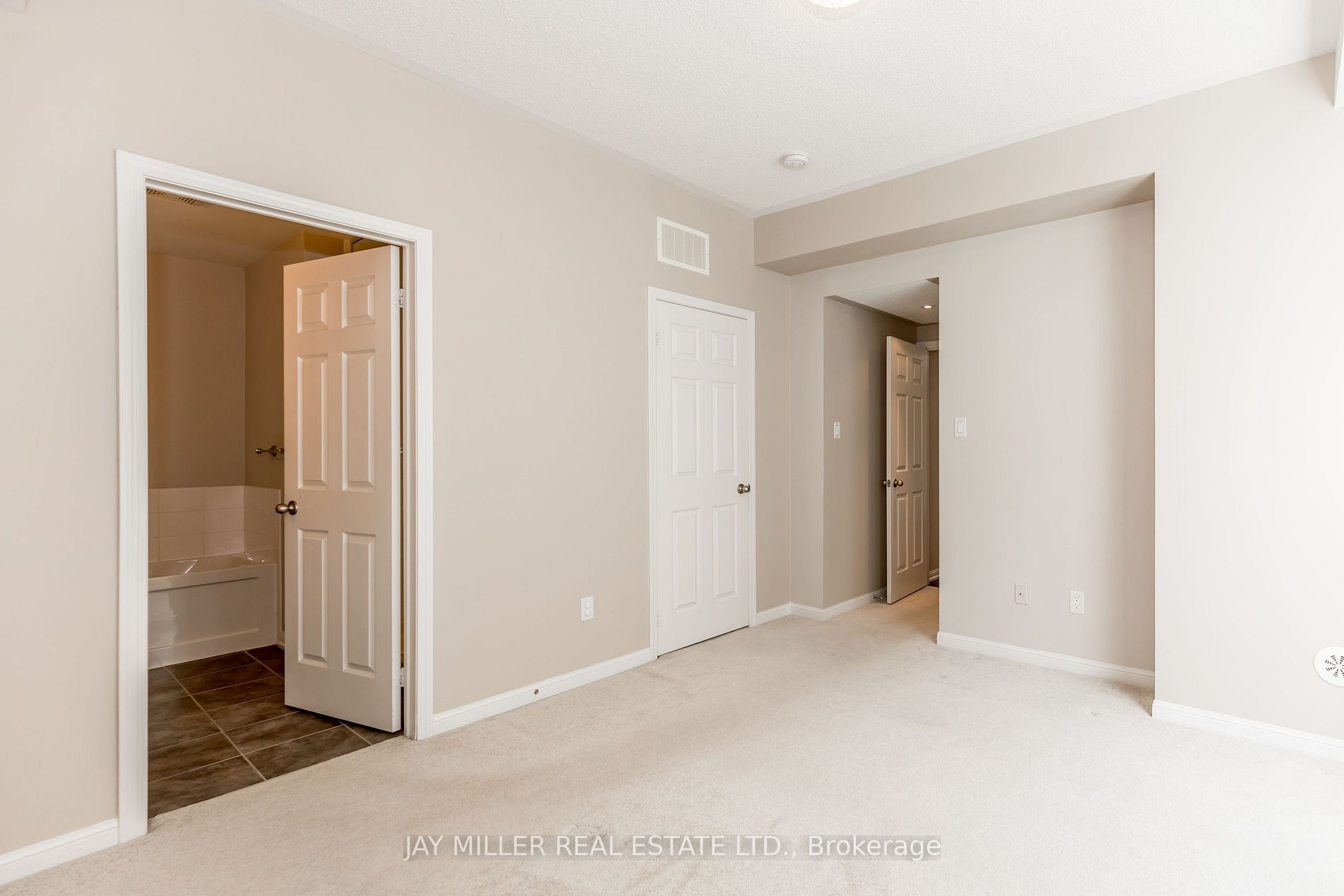 71 Burton Howard Dr, #7