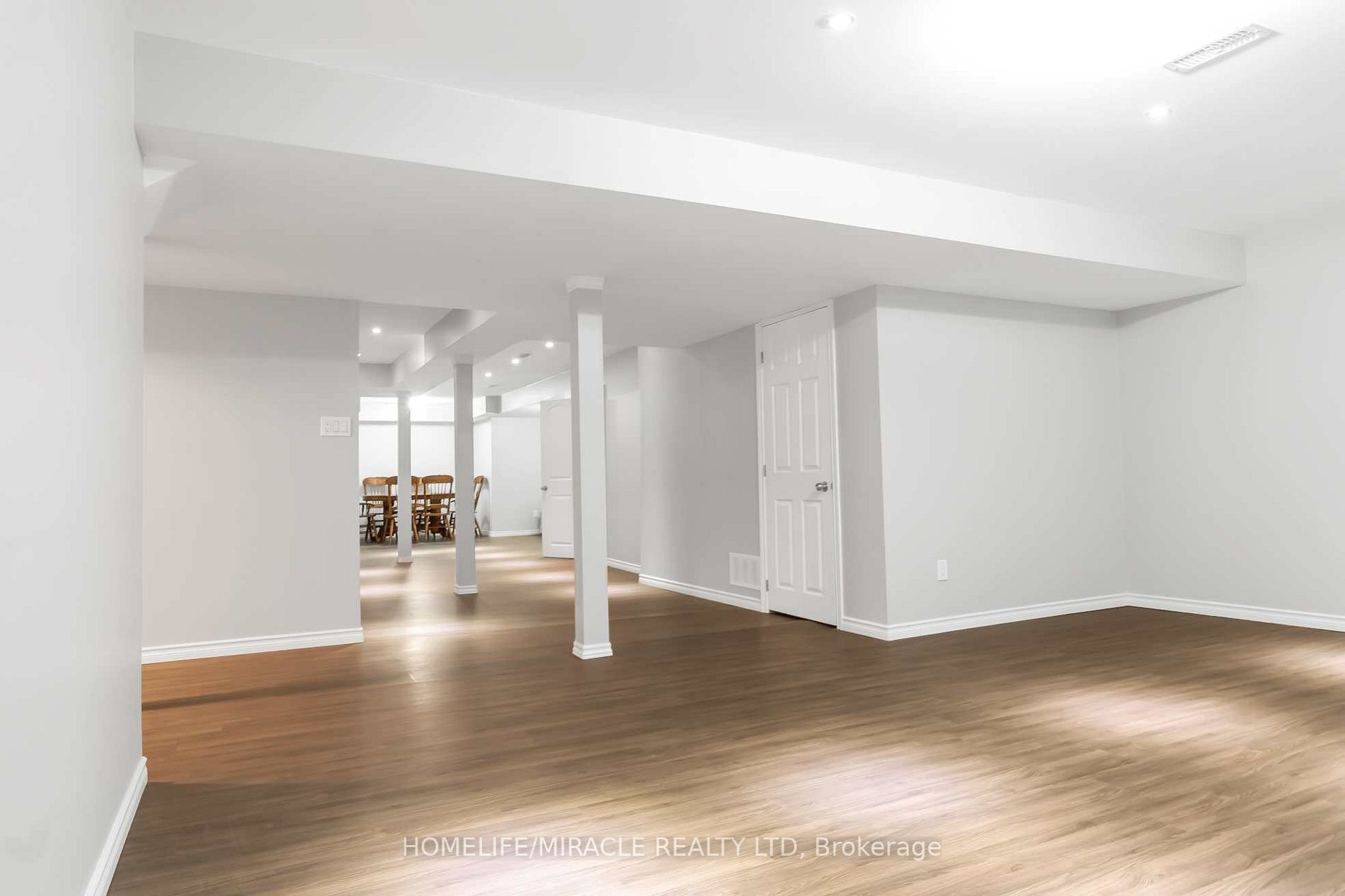 11 West Park Ave