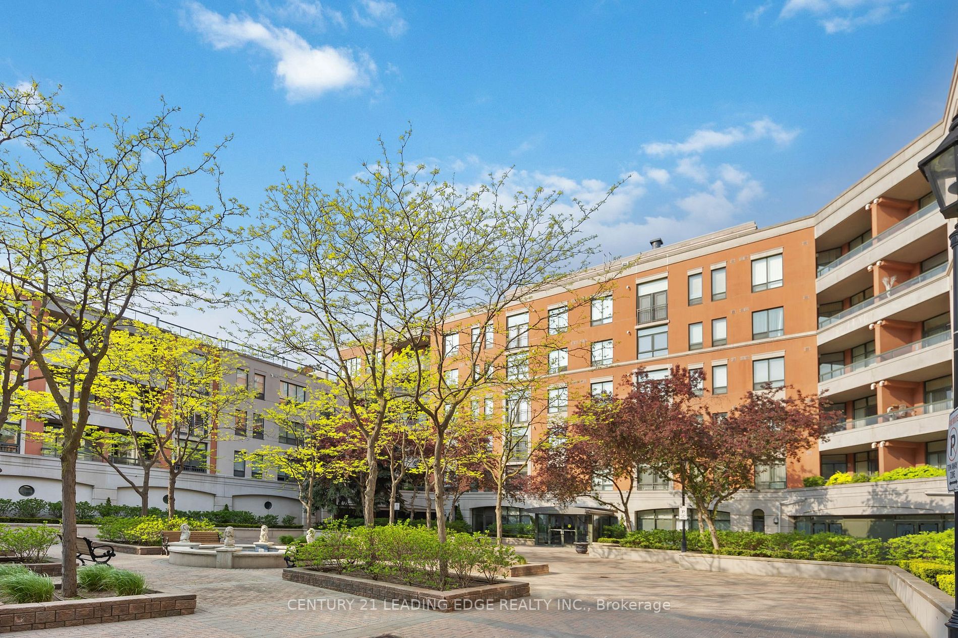 53 Woodbridge Ave, #201