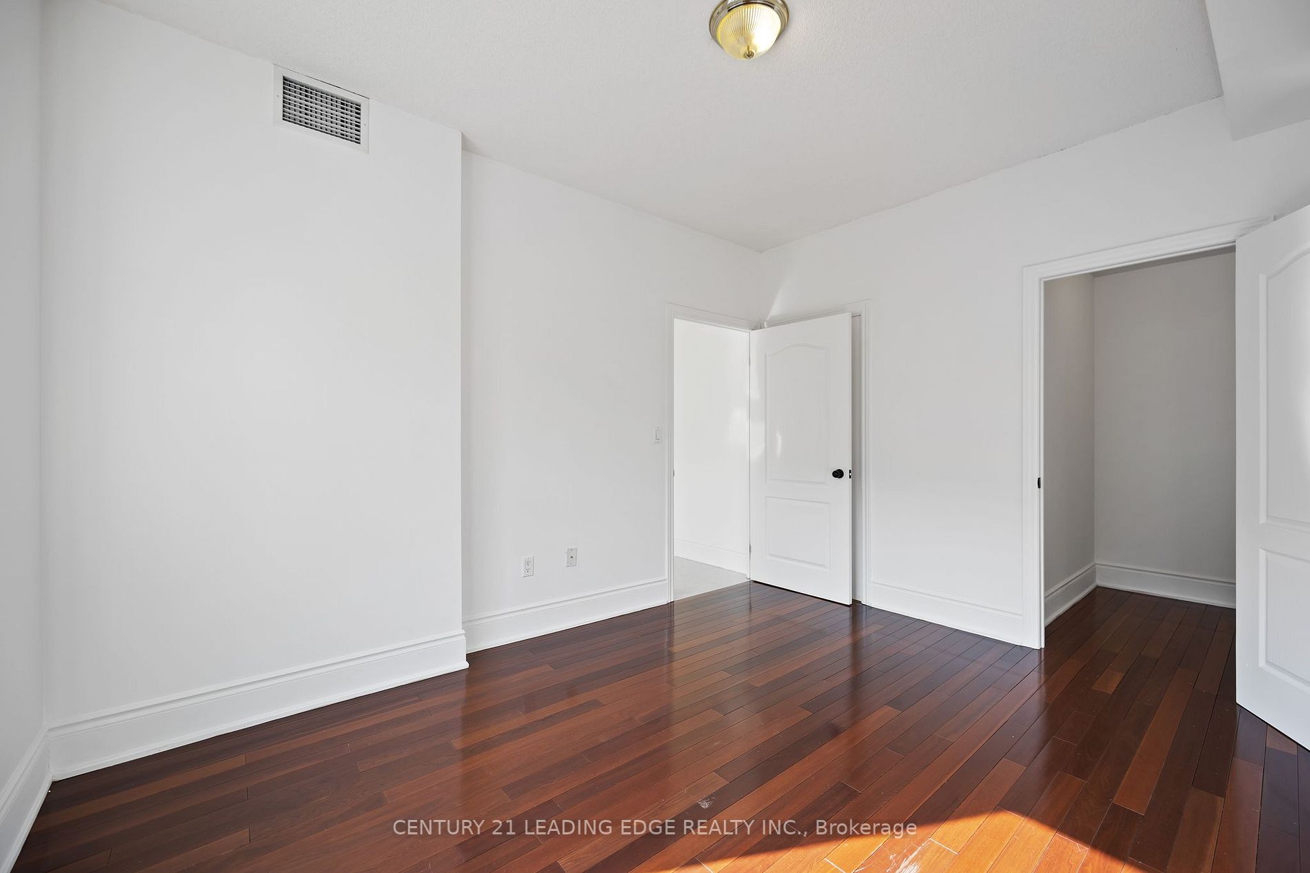 53 Woodbridge Ave, #201
