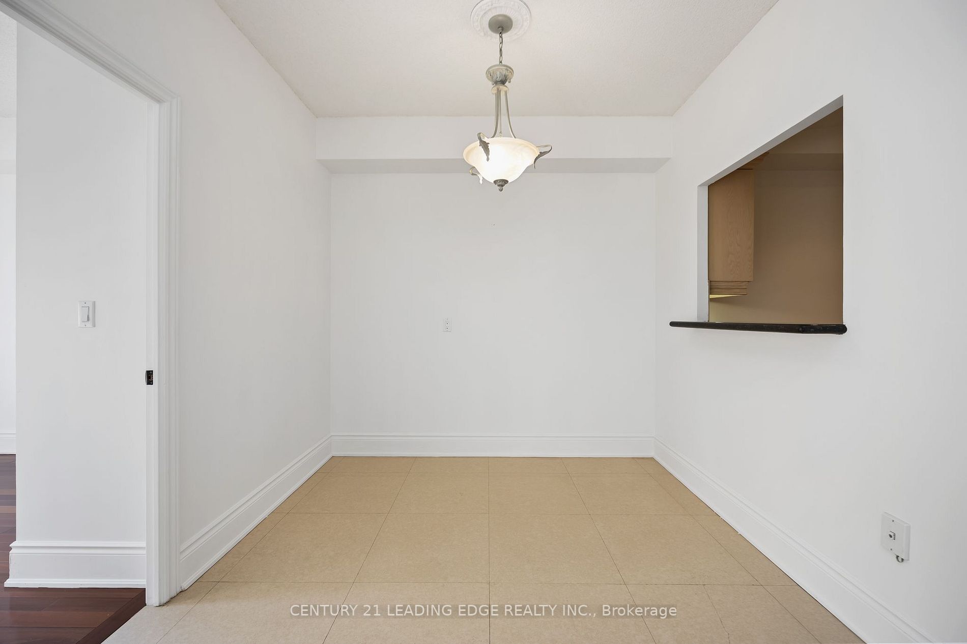 53 Woodbridge Ave, #201