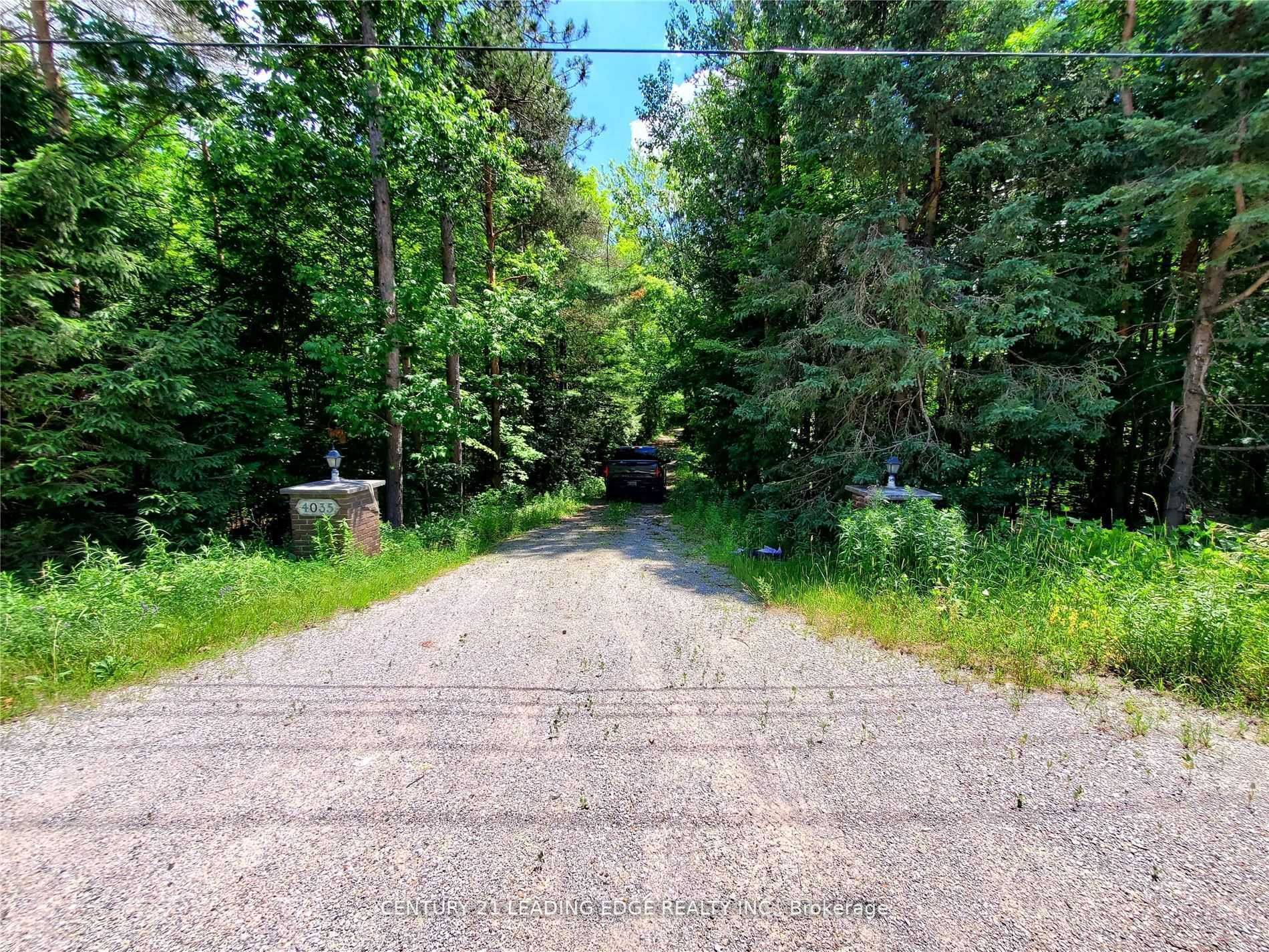 4035 Aurora Road, Stouffv Rd