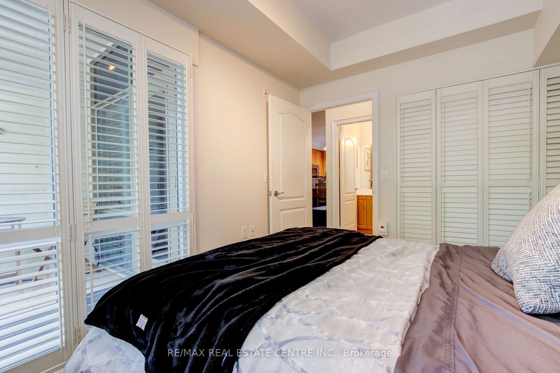 8201 Islington Ave, #119