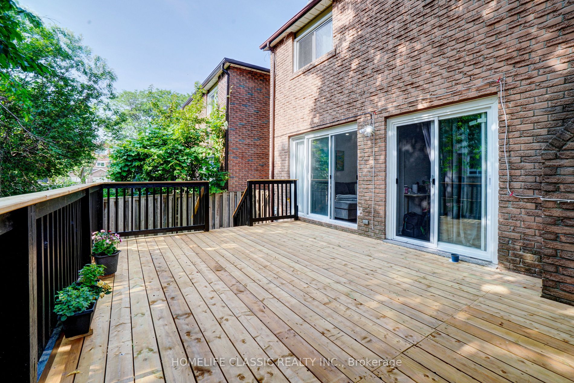 14 Mortimer Crt