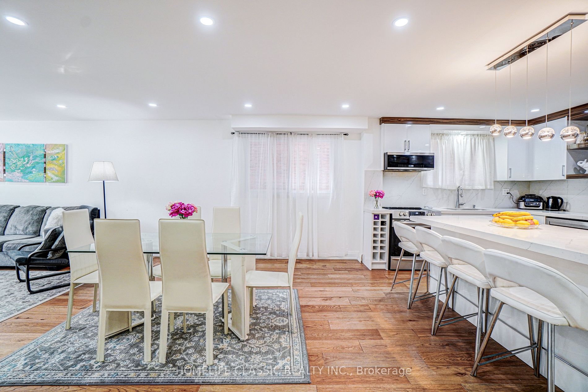 14 Mortimer Crt