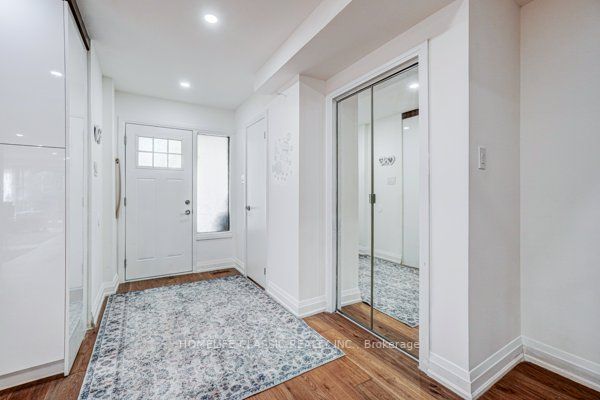 14 Mortimer Crt
