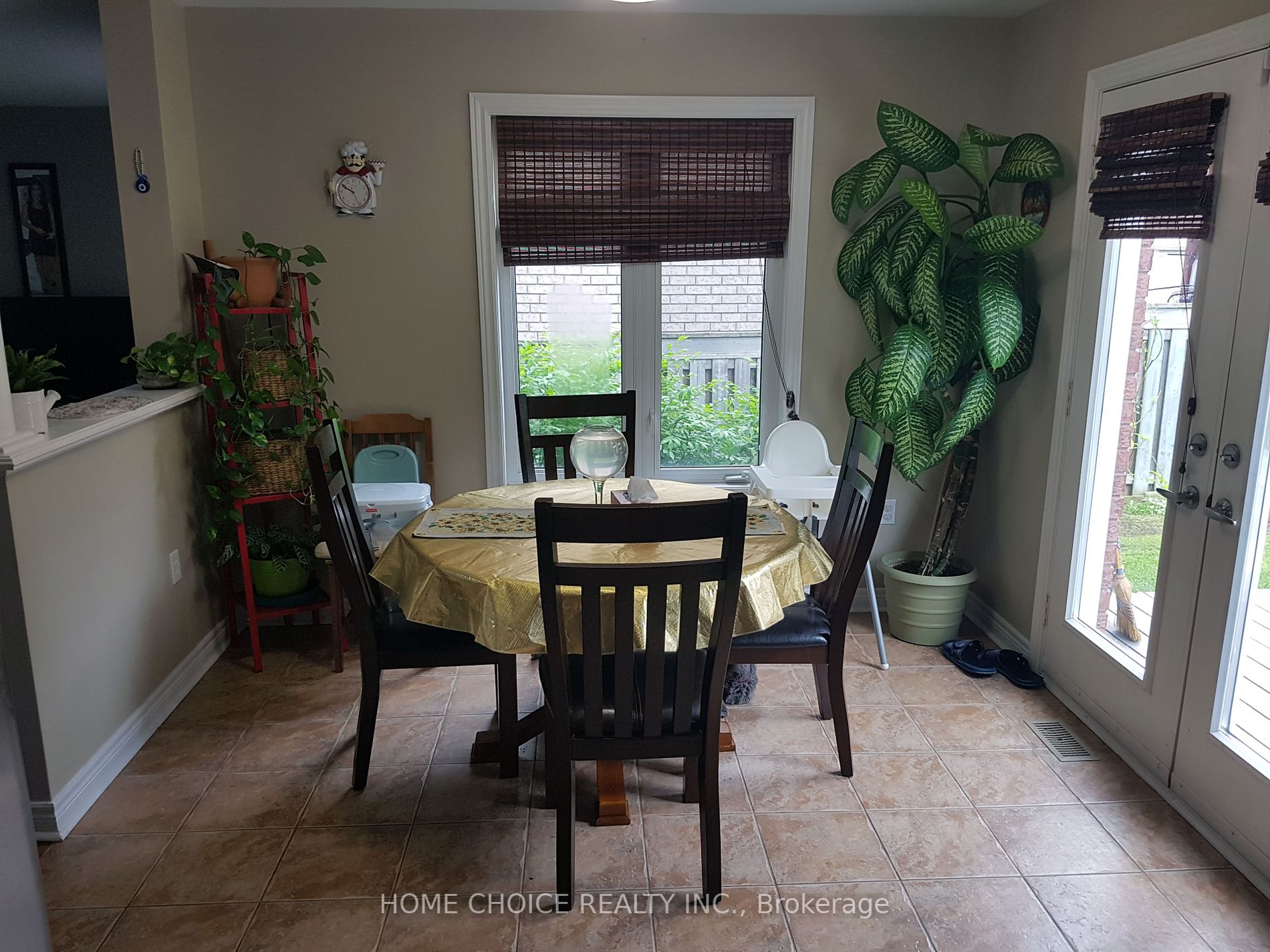 52 Metcalfe Dr