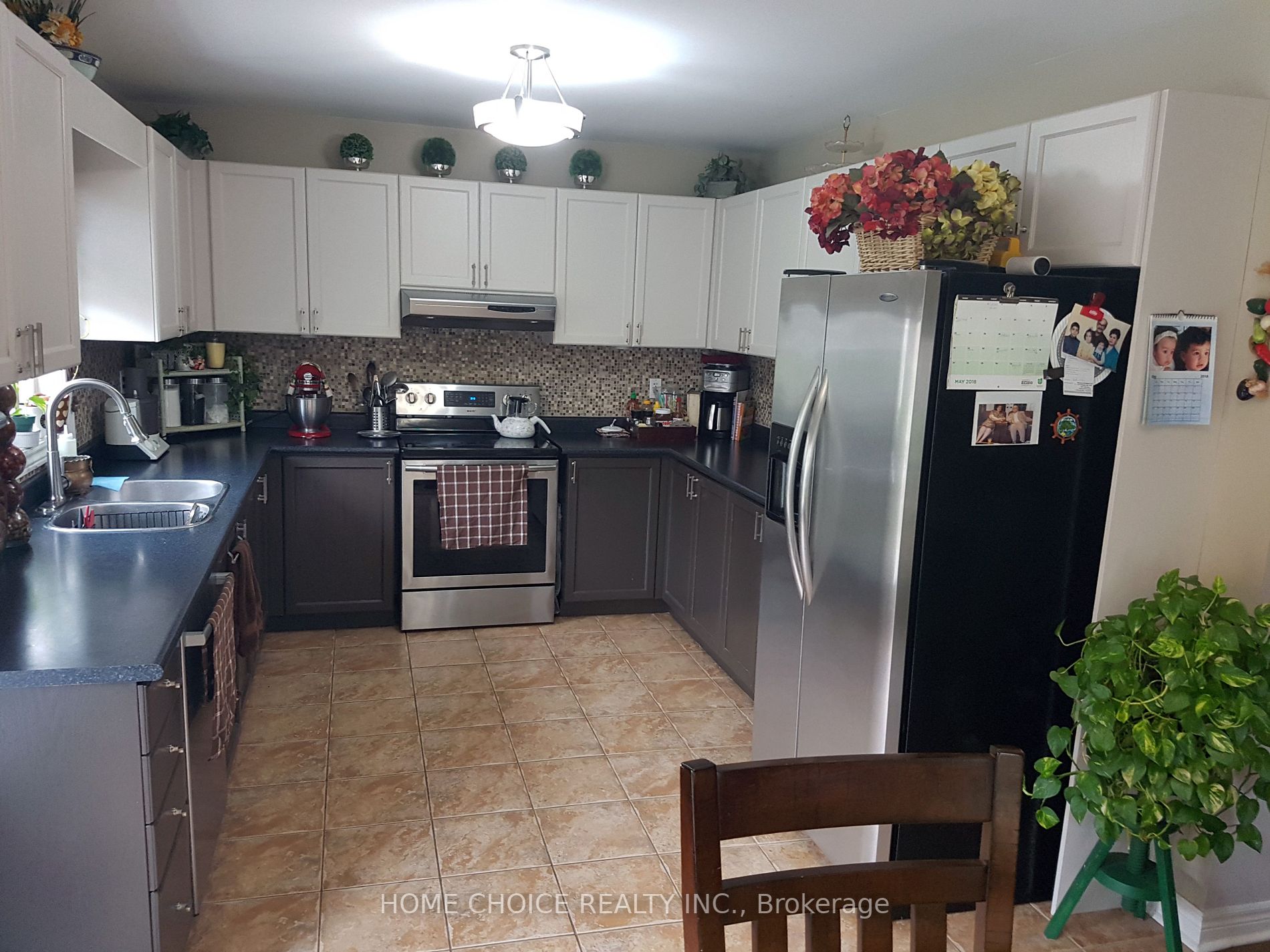 52 Metcalfe Dr