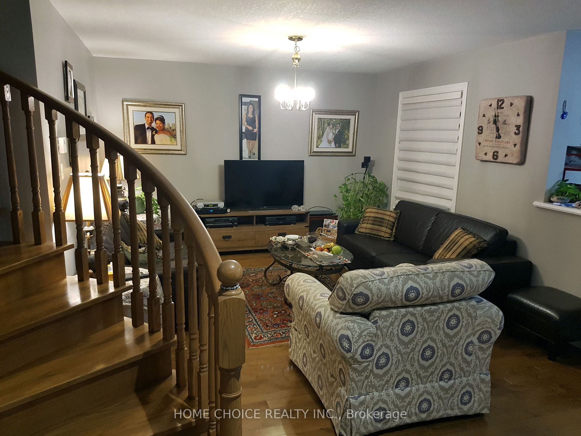 52 Metcalfe Dr