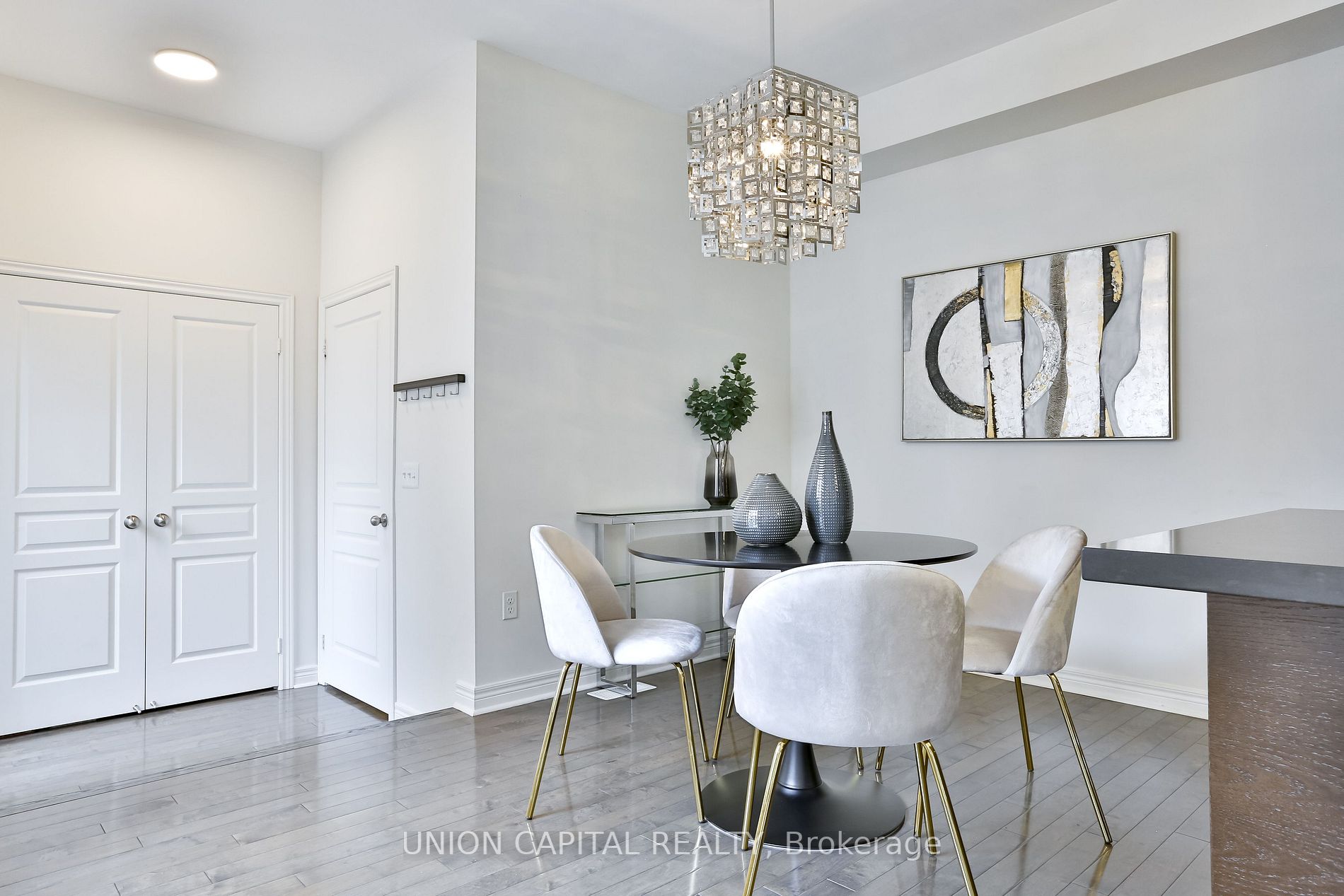 13 Greenery Rd