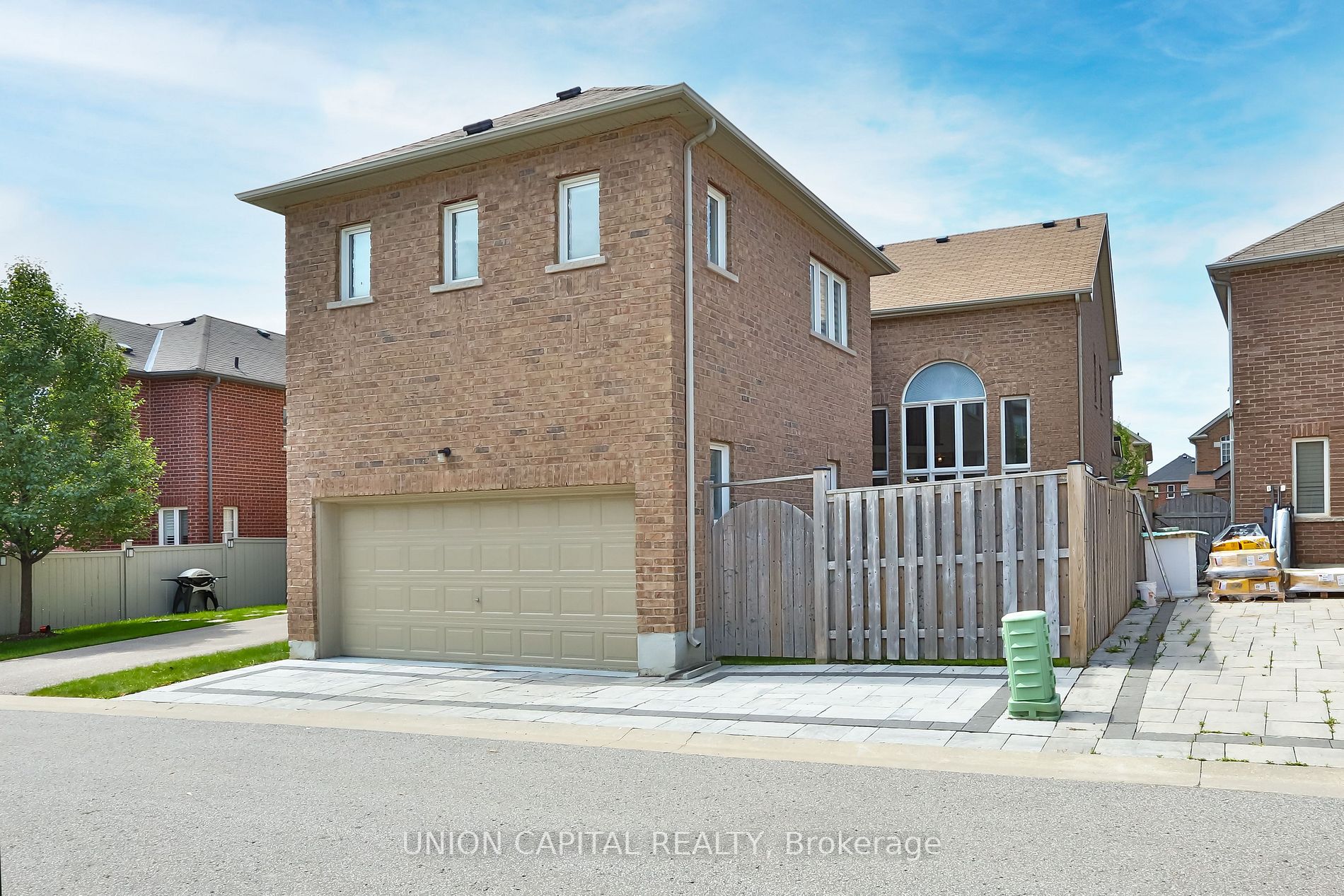 13 Greenery Rd
