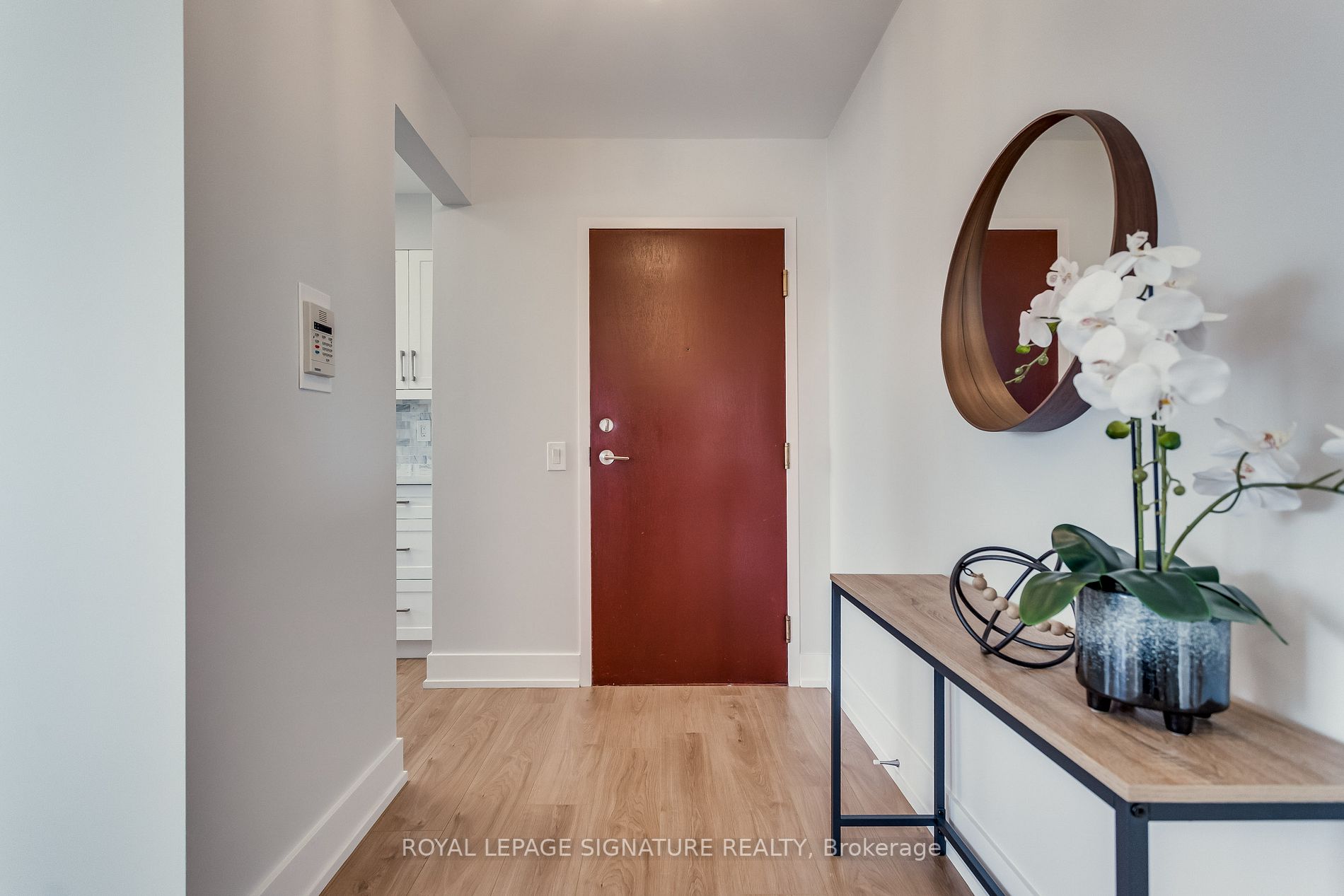 91 Townsgate Dr, #804