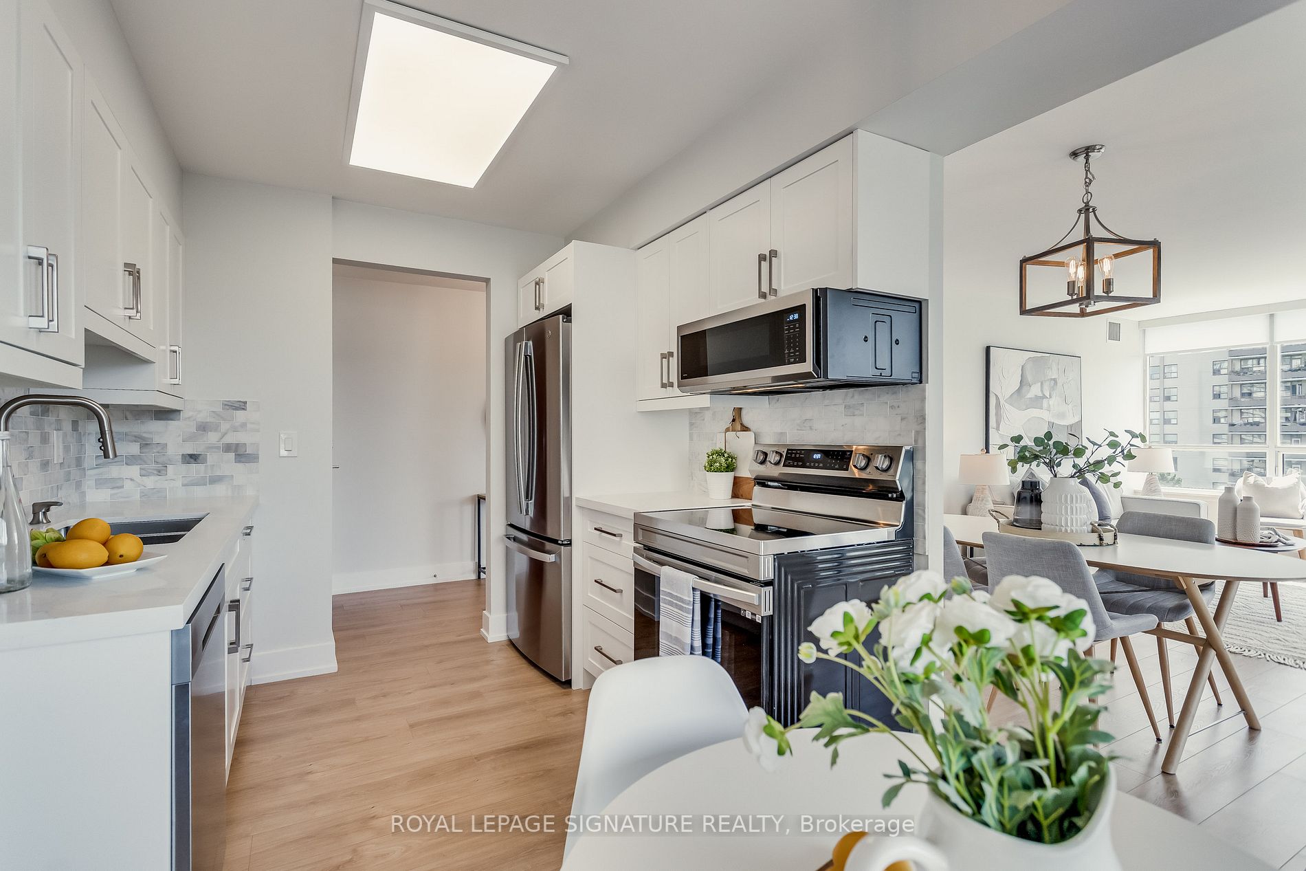 91 Townsgate Dr, #804