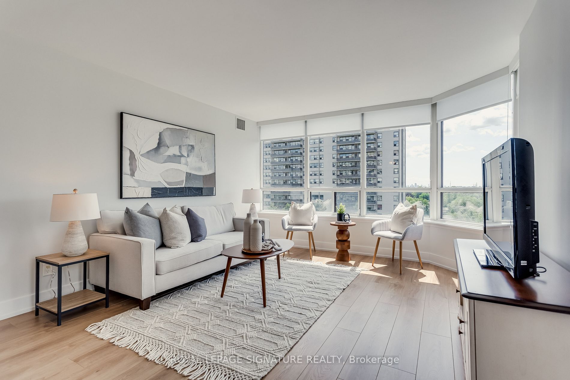 91 Townsgate Dr, #804