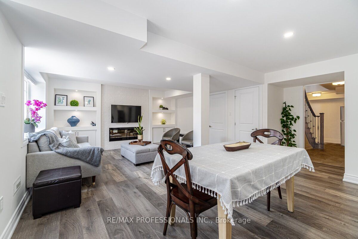 119 Fitzmaurice Dr